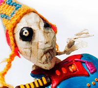 Cholomomia   - 2007 - Personaje Cholomomia, relizado en cerámica en frío, acrílicos y masking tape. El propósito de este personaje era hacerlo fácilmente articulable para una animación en stop motion. Mira la animación Cholomomia: https://youtu.be/GiMV862zCwo